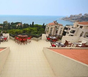 View from property - Nine Seven Hotel (Ghazir)