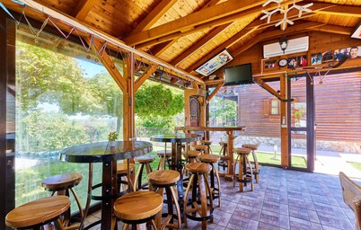Amazing home in Starjak with private swimming pool, can be inside or outside