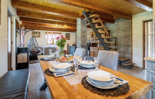 Nice home in Gornje Pazariste with sauna