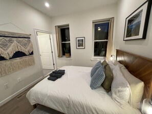 4 Schlafzimmer, Bügeleisen/Bügelbrett, WLAN, Bettwäsche