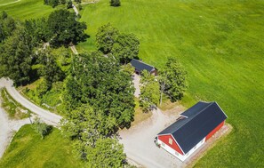 Exterior - Amazing home in Färgelanda with WiFi (Färgelanda)
