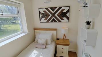 1 bedroom, soundproofing, free WiFi