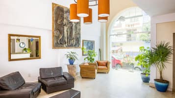 Sala de estar en el lobby