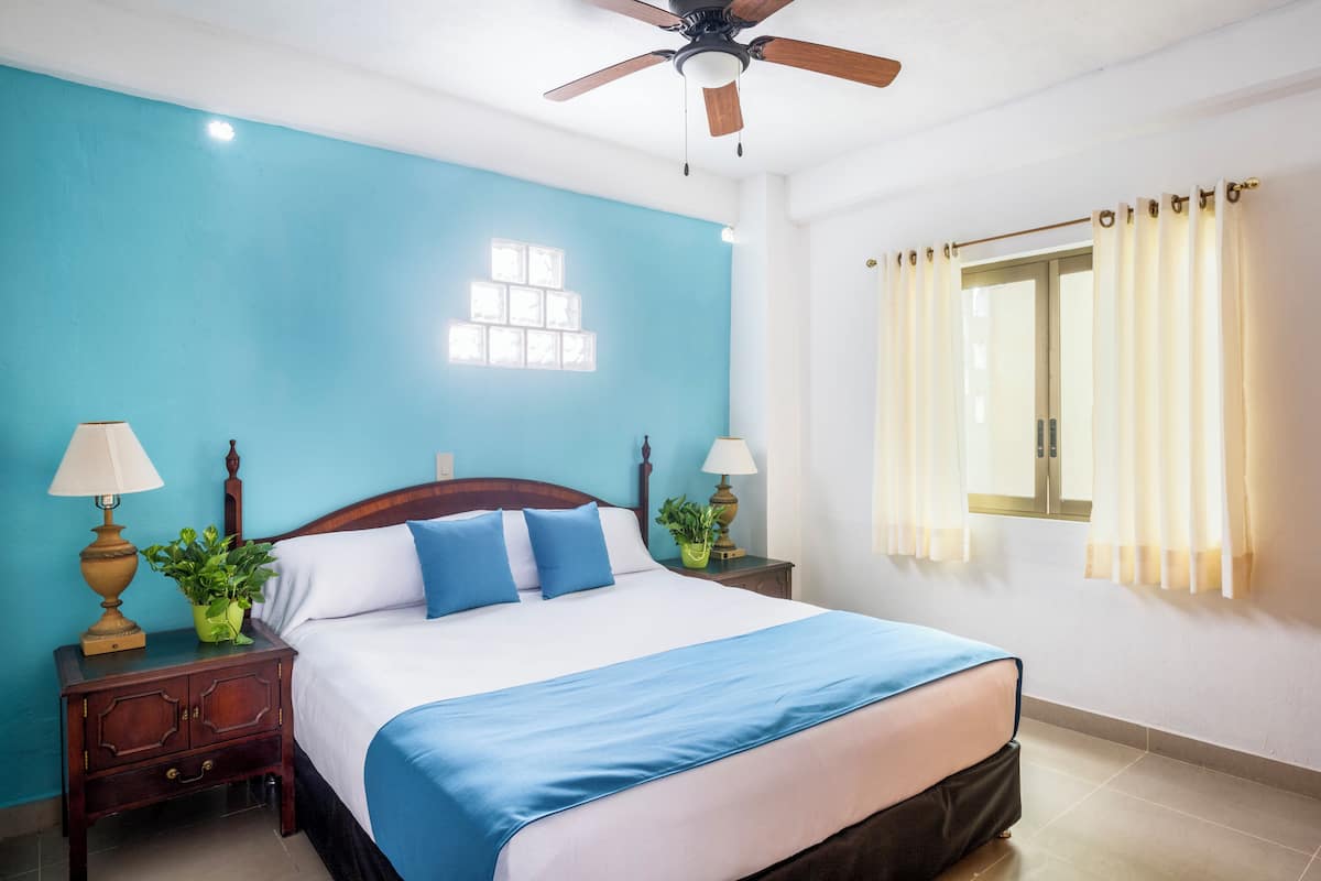 1 bedroom, in-room safe, individually decorated, individually furnished