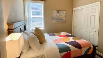 3 bedrooms, iron/ironing board, free WiFi, bed sheets