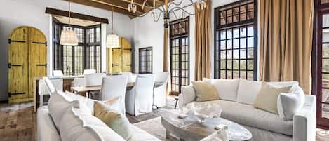 Télévision, lecteur de DVD, vidéothèque