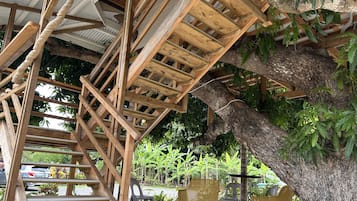 Casa na árvore panorâmico, suíte, vista para o jardim | Entrada da propriedade