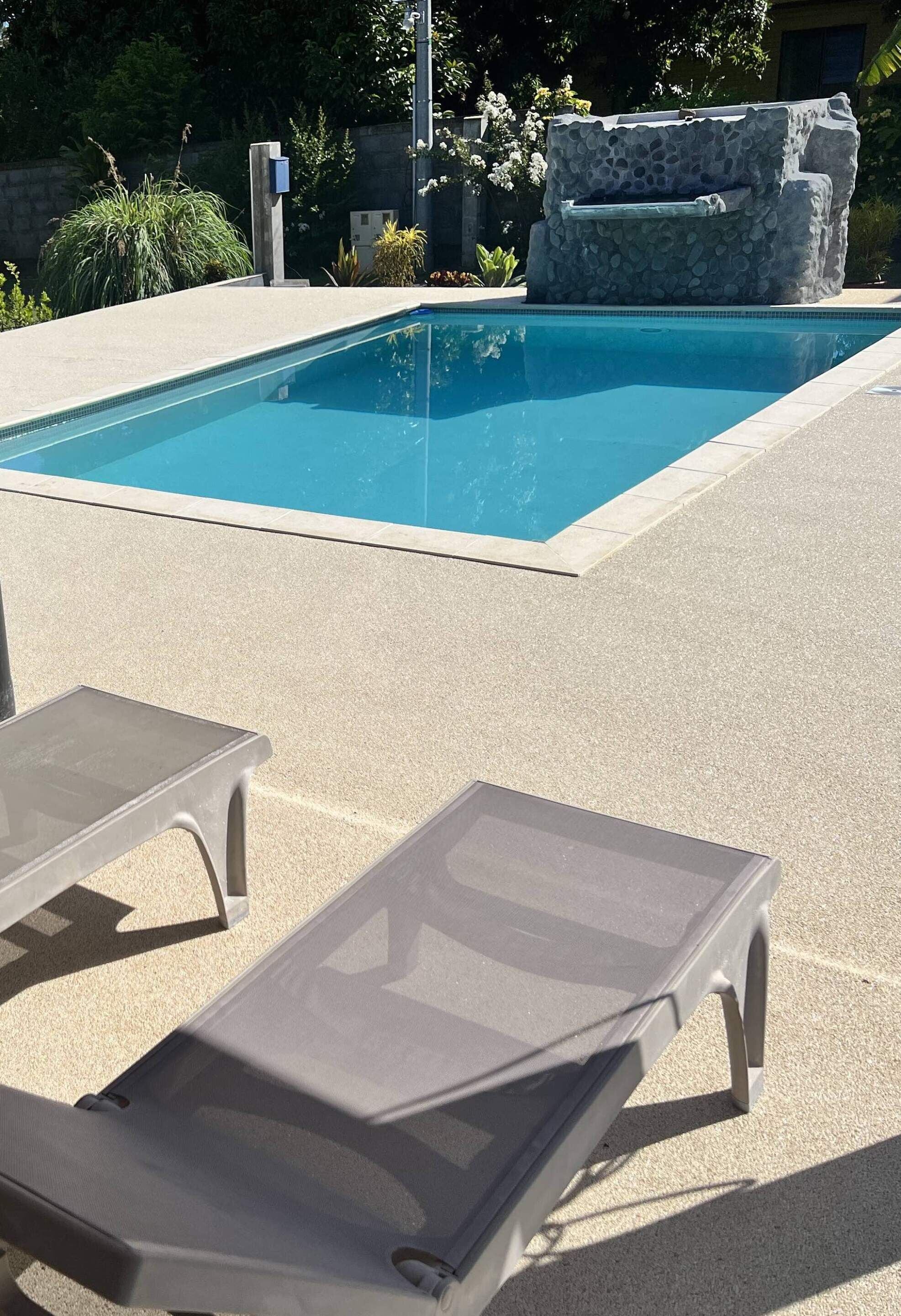 Basic Quadruple Room, Shared Bathroom, Garden View (Chambre) | Outdoor pool