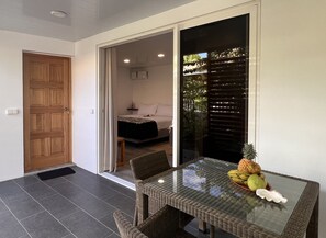Deluxe Studio | In-room safe, desk, laptop workspace, blackout curtains - Pension Pare Lodge Tahiti (Pirae)