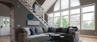 Amazing Home Near IU's Campus with INDOOR Basketball Gym & Outdoor Pool/Hot tub