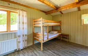 2 bedrooms, free WiFi