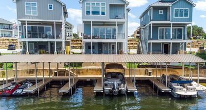 Misty Waters - Lakeside Home With Private Pool Boat Lift
