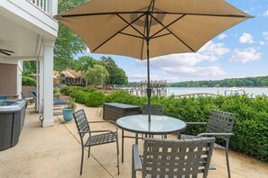 Outdoor dining - Norman Keys by SoCharm | Big Lake Views (Troutman)