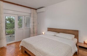 1 chambre, Wi-Fi gratuit, draps fournis