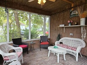 Interior - Adorable Dutch Colonial Home (Kokomo)