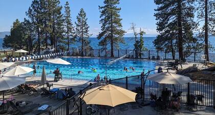 Stocked Family Haven near Diamond Peak, Northstar (AC & Beach passes!)