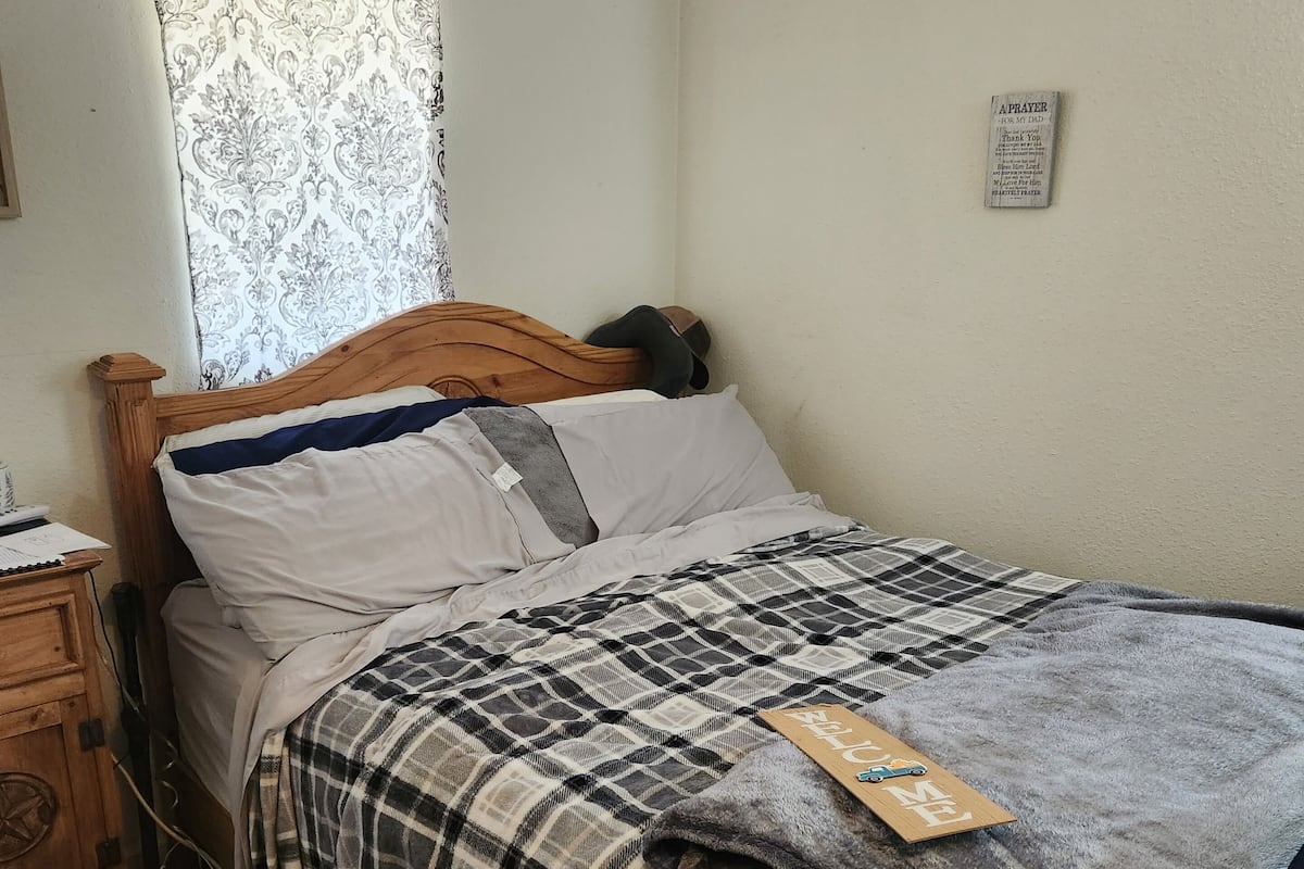 Economy Cabin | 3 bedrooms, free WiFi, bed sheets