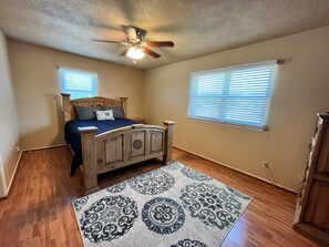 Maison Confort | Wi-Fi gratuit, draps fournis