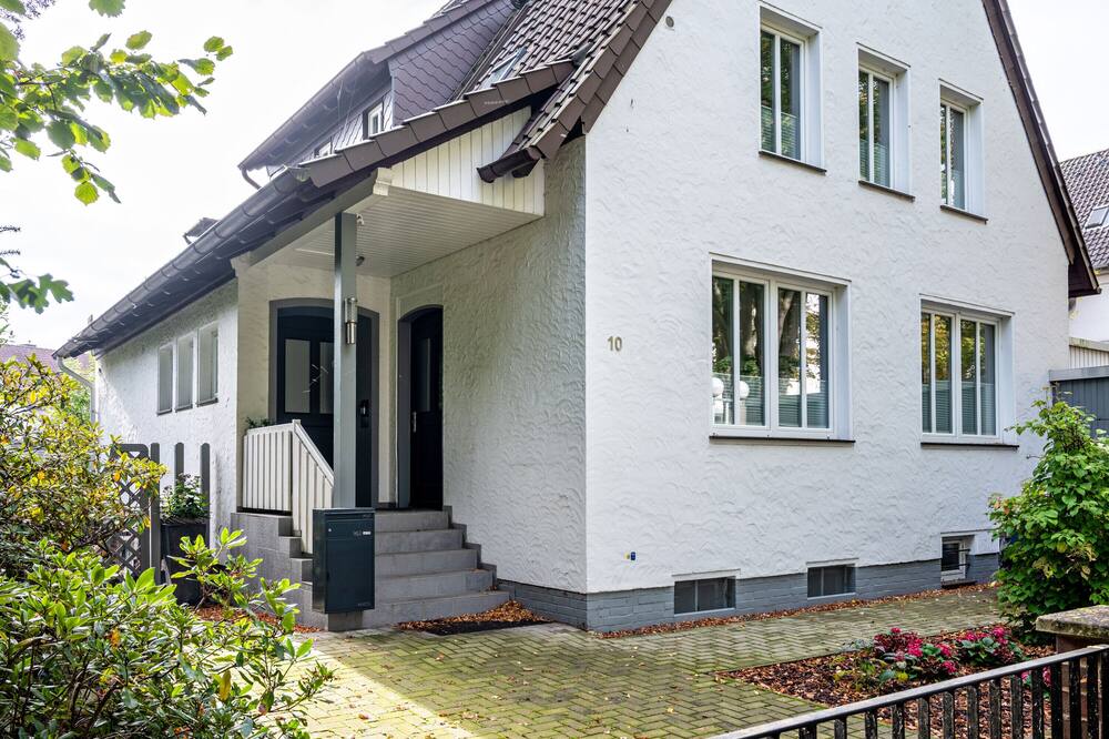 Apartment 'Wilhelm' with Balcony and Wi-Fi
