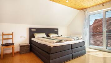 2 bedrooms, free WiFi, bed sheets