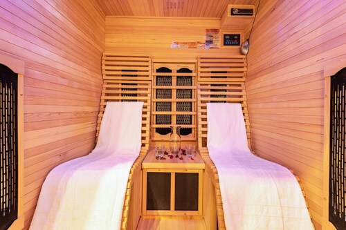 Holiday Apartment 'Fuchswiese' with Balcony and Wi-Fi