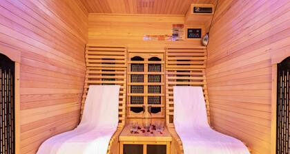 Holiday Apartment 'Fuchswiese' with Balcony and Wi-Fi