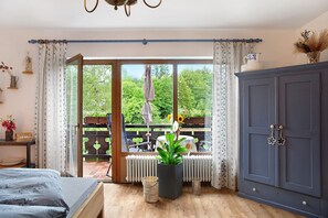 Wi-Fi de cortesia, roupa de cama