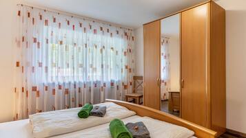 4 Schlafzimmer, kostenloses WLAN, Bettwäsche