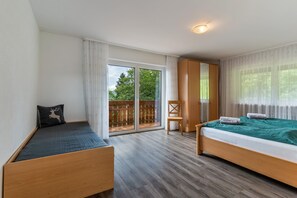 4 habitaciones, wifi gratis y ropa de cama 