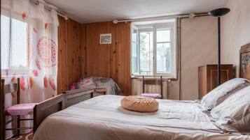 1 chambre, fer et planche Ă repasser, Wi-Fi gratuit