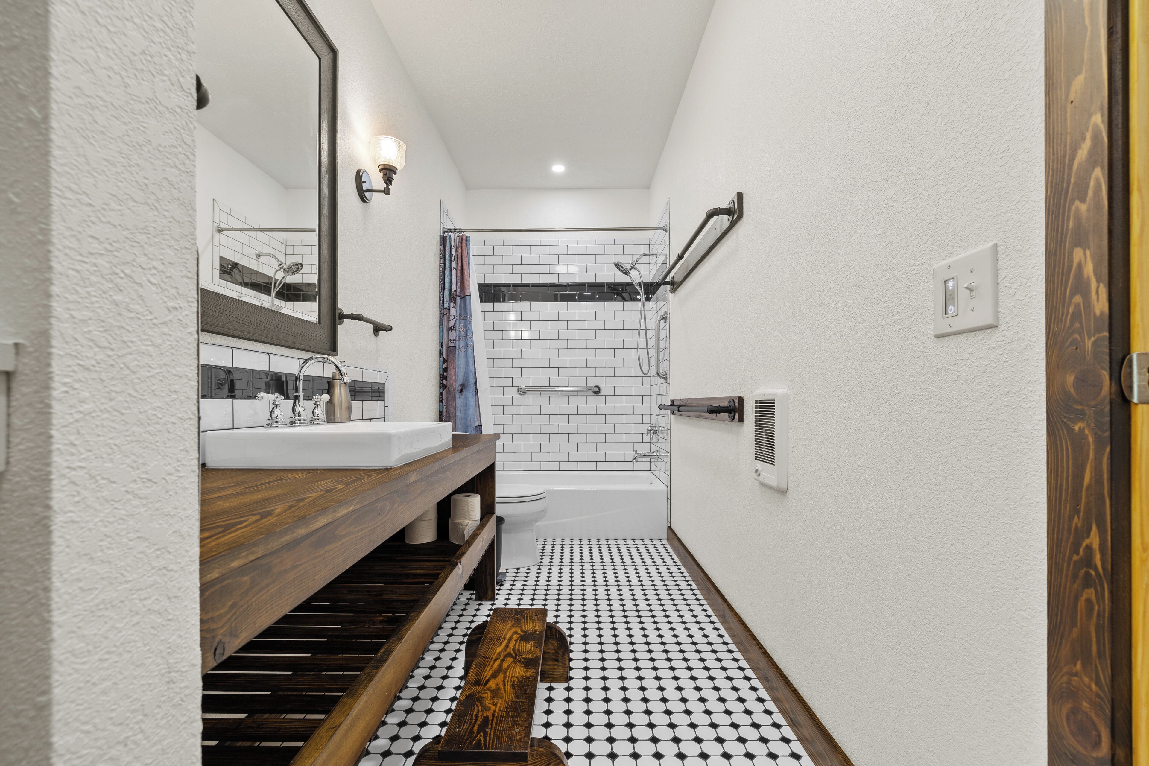 Shower, eco-friendly toiletries, hair dryer, towels