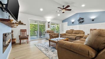 Smart TV, fireplace, video games, DVD player