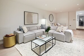 The Fulham Place - Classy 5bdr House With Garden (London, United