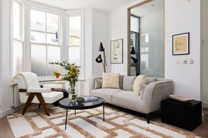 The Fulham Place - Classy 5bdr House With Garden (London, United