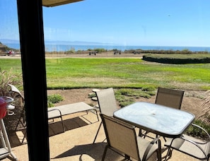 Outdoor dining - Deluxe Oceanview Villa-Seascape Resort 2/2! (Aptos)