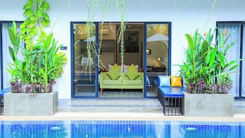 Cabana Pool Access | Egyptian cotton sheets, premium bedding, down comforters, pillowtop beds