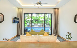 Cabana Pool Access | Vistas del balcón