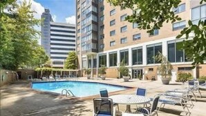 Unclassified image, 3 of 25, button - Historic 1B/1B Condo in Atlanta (Atlanta)