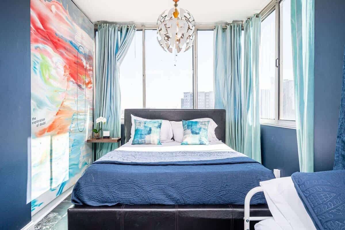 1 bedroom, desk, iron/ironing board, WiFi