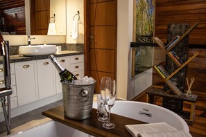 Jetted tub, hair dryer, towels, soap