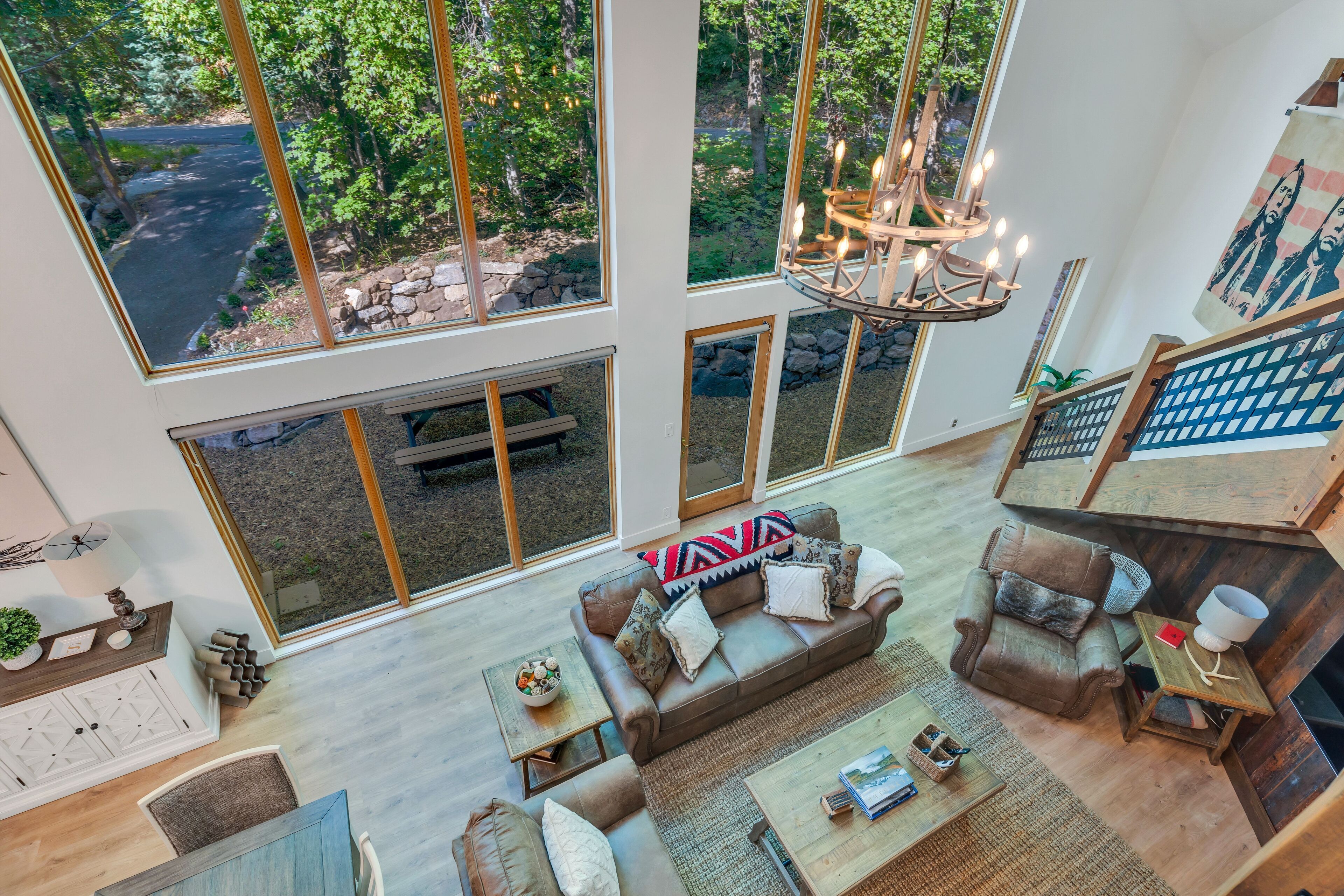 智能电视、壁炉