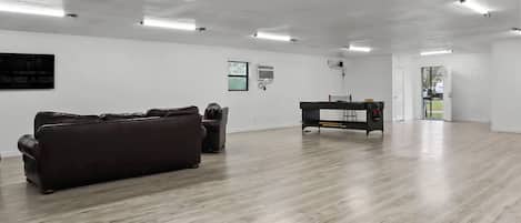 儿童活动区 - 室内