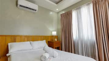 6 bedrooms, WiFi, bed sheets