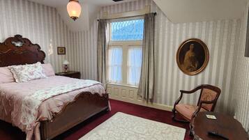 1 bedroom, desk, free WiFi, bed sheets