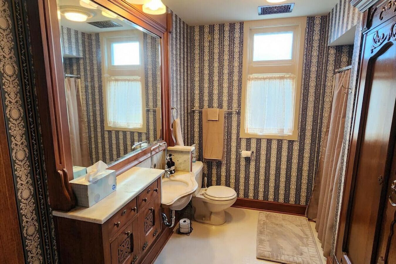 Free toiletries, hair dryer, towels