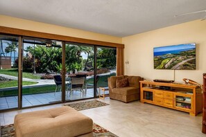 Living area - Keauhou Punahele#d-103 (Kailua-Kona)