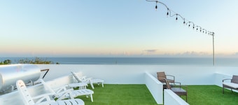 Red Flamboyan Guesthouse