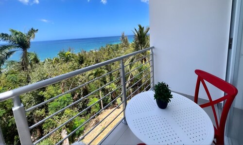 Red Flamboyan Guesthouse