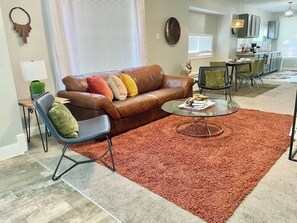 TV - Family Home - 5mins to Downtown - Parking (Indianapolis)