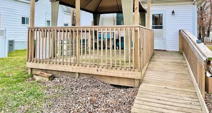 Newly Remodeled 2 Bedroom Home in Shelbyville!